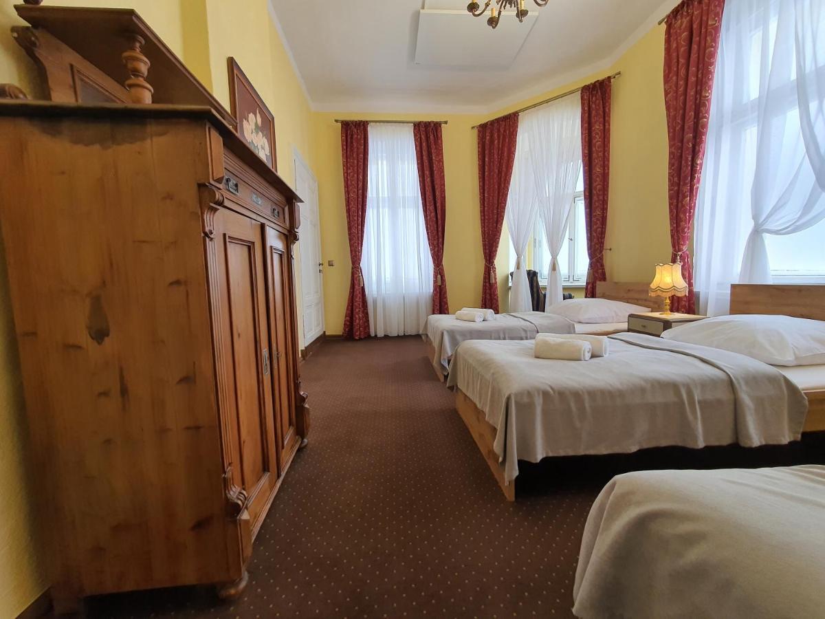 Palac Lawica- Splywy Przelomem Bardzkim Клодзко Экстерьер фото